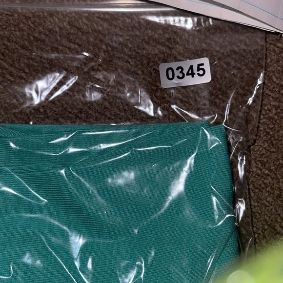 🌹CARHARTT SLEEVELESS TOP - Picture 4 of 4